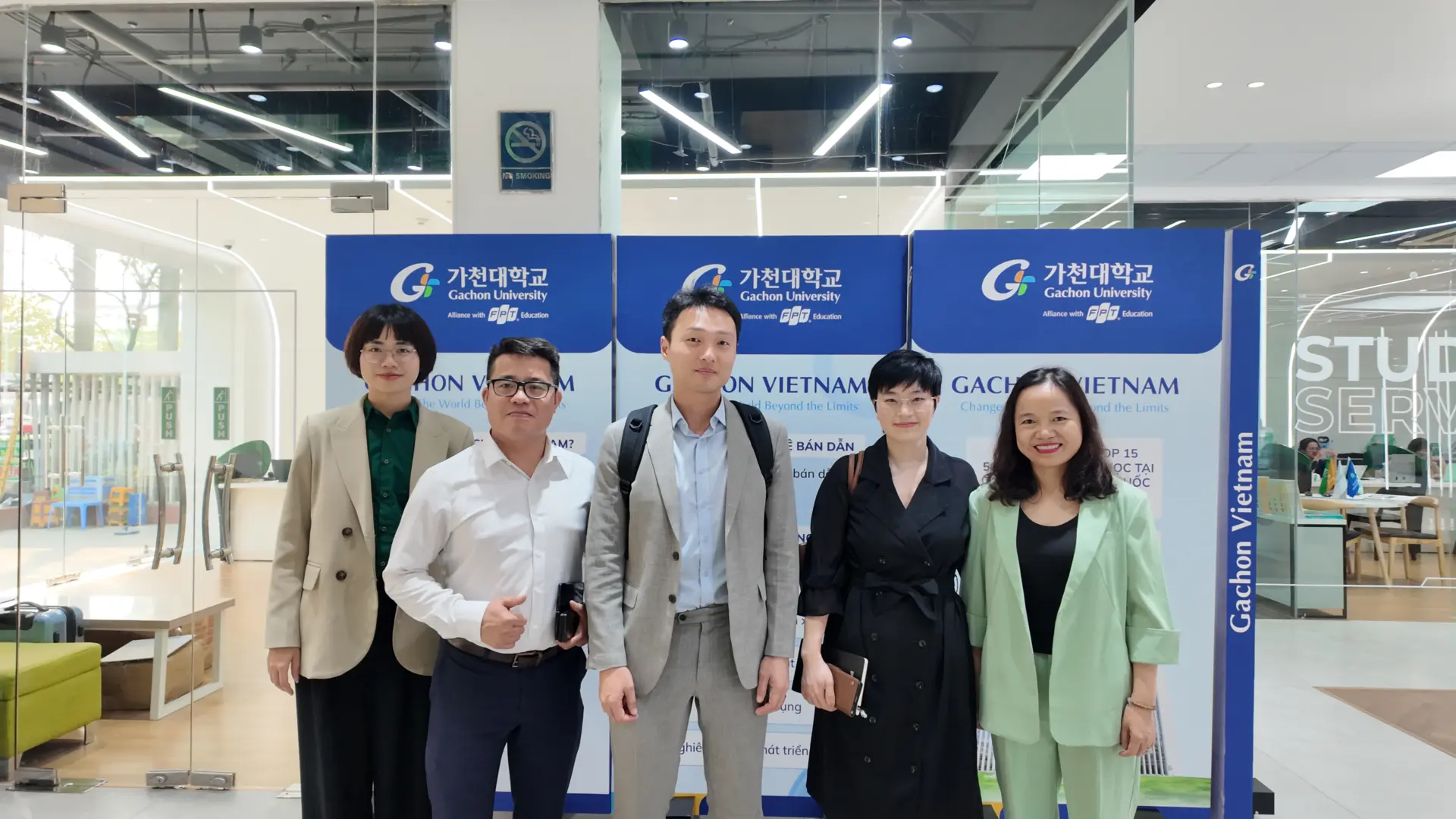 Buổi làm việc mở ra cơ hội hợp tác, kết nối giữa nhà trường – doanh nghiệp trong lĩnh vực bán dẫn.
