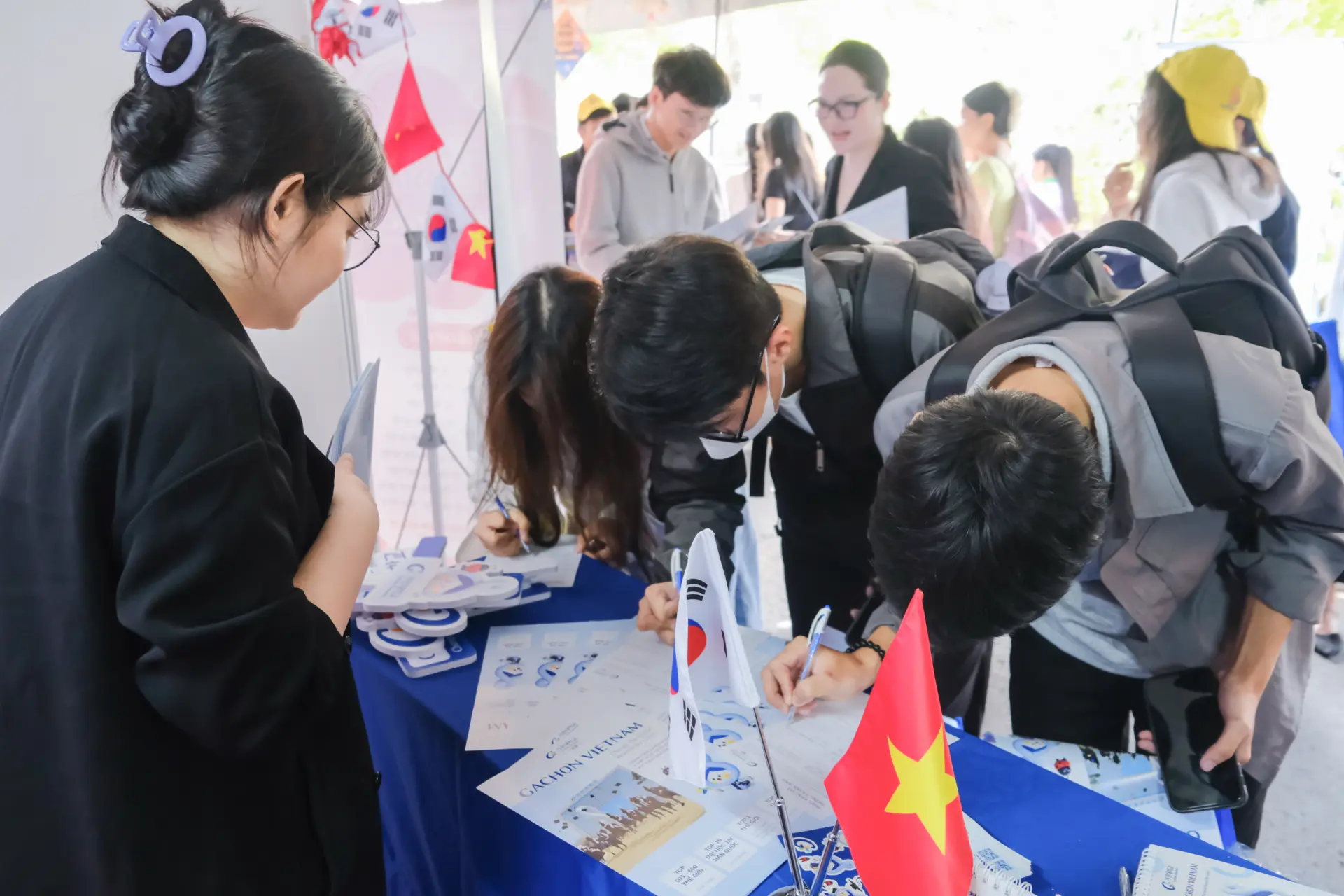 Gachon Vietnam tham gia Ngày hội tư vấn tuyển sinh - hướng nghiệp tại Hải Phòng và Cần Thơ