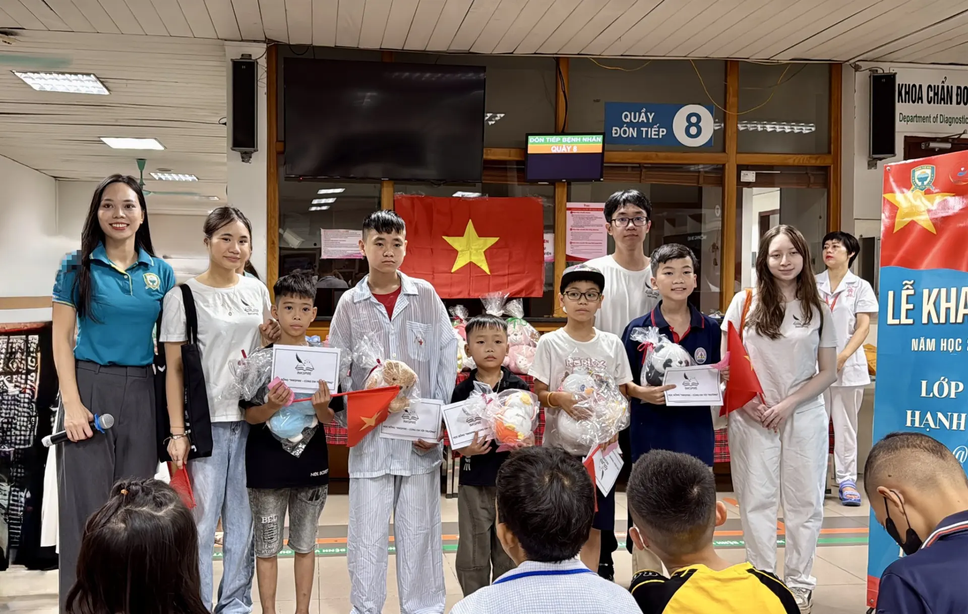 Phạm Quang Đức sáng lập và điều phối "Inkspire" - dự án gây quỹ và dạy học trong Viện Huyết học và Truyền máu Trung ương.