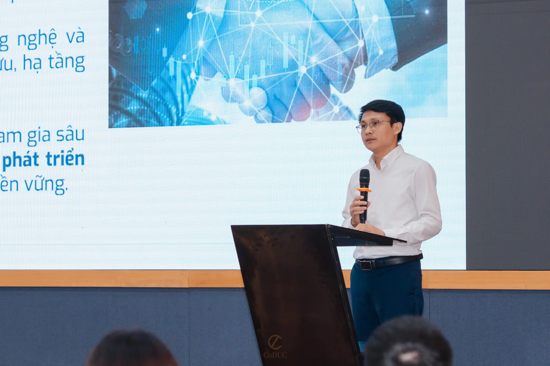 TS. Võ Xuân Hoài, Phó Giám đốcTrung tâm Đổi mới sáng tạo quốc gia (NIC) phát biểu.