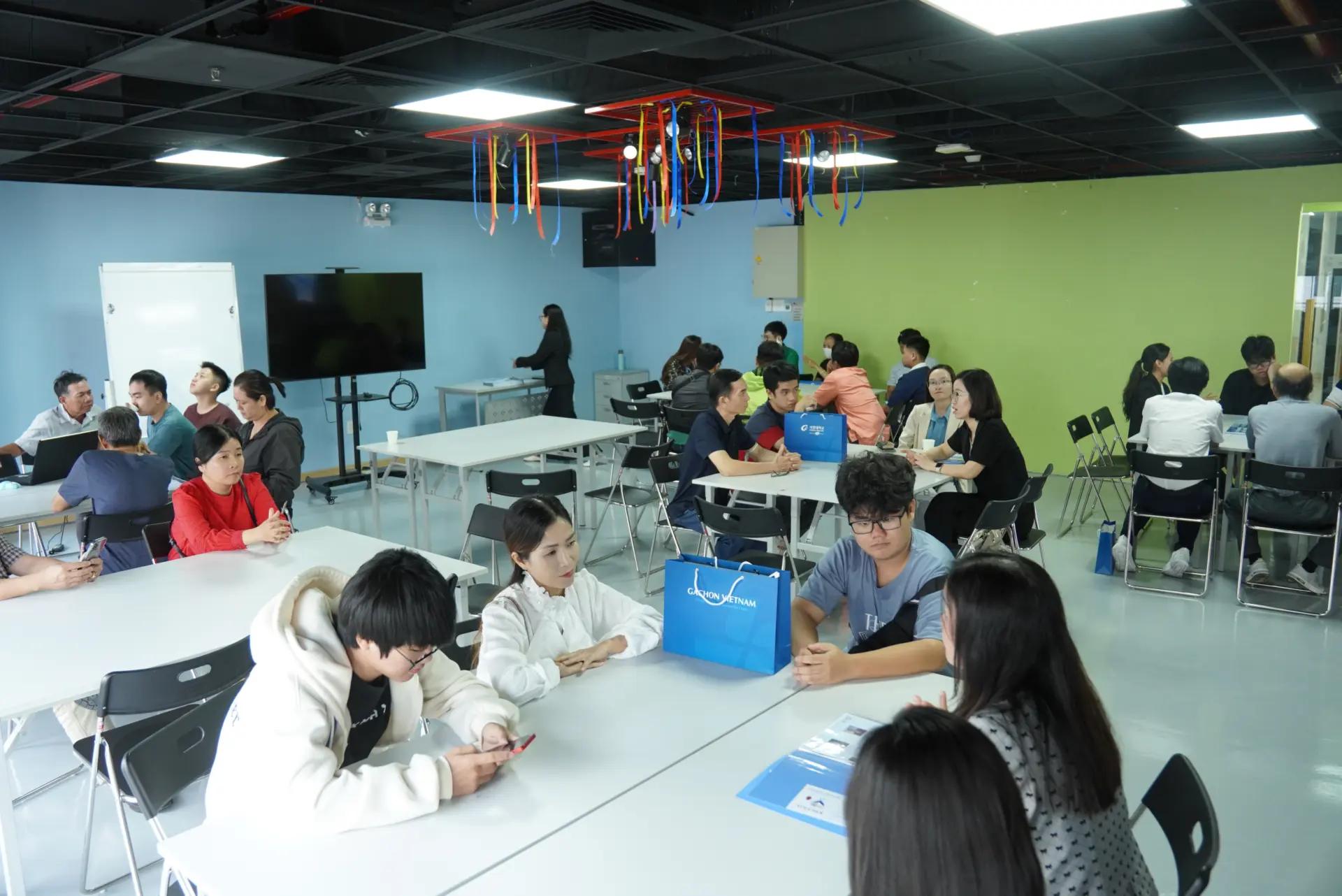 Định vị tương lai bán dẫn trước ngưỡng cửa Đại học cùng Info Day Gachon TP.HCM 20/6