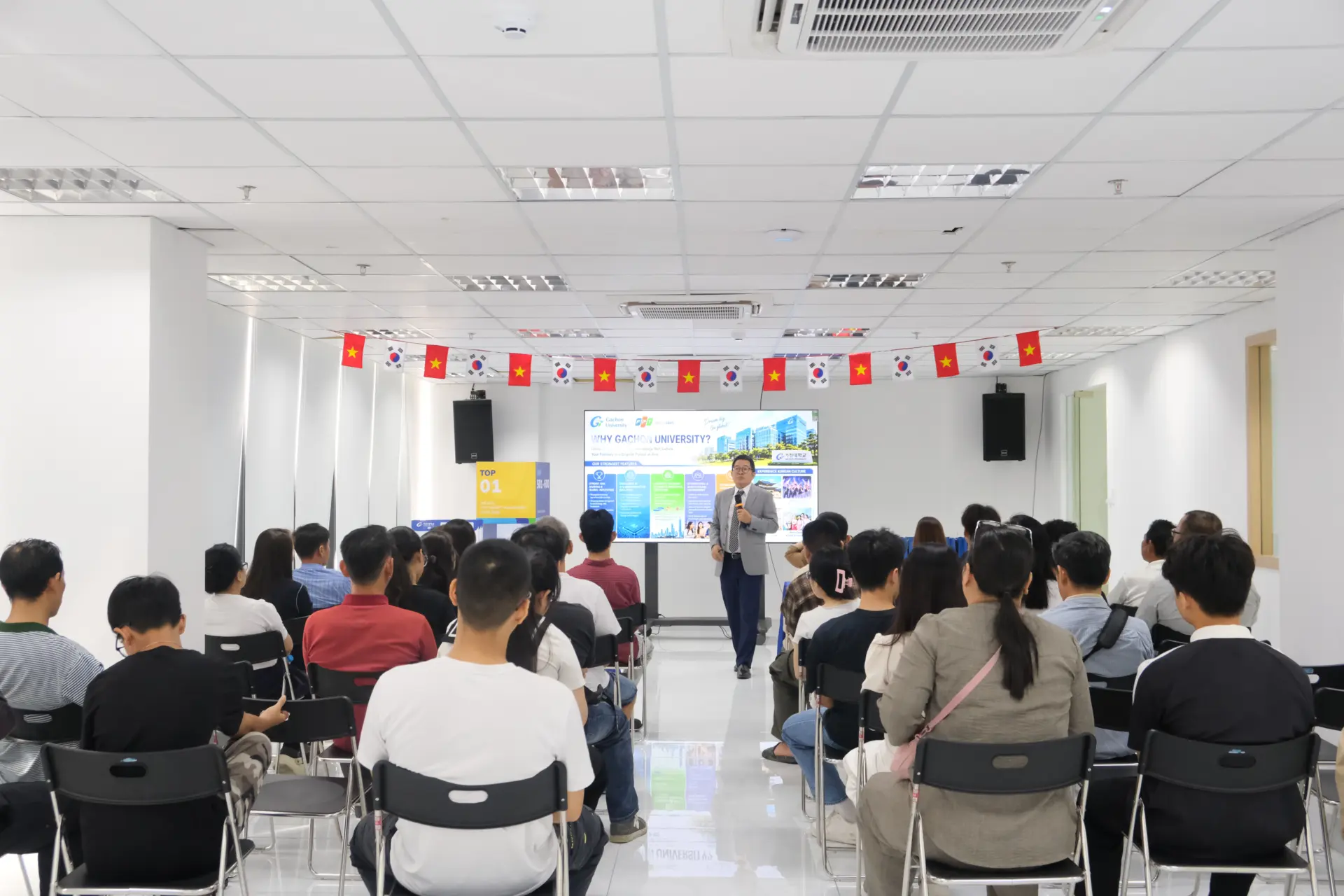 "Info Day: Semiconductor Future Day" ngày 26/7 Gachon University Program 