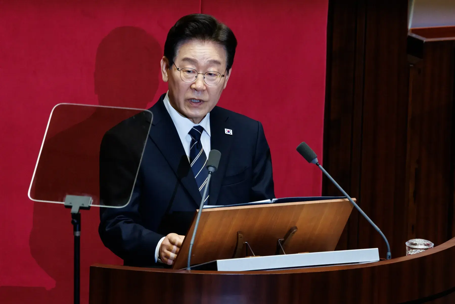 Chính quyền Tổng thống Lee Jae Myung công bố các siêu dự án nhằm củng cố vị thế dẫn đầu toàn cầu của Hàn Quốc trong chuỗi cung ứng công nghệ cao.